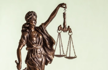 O que é o coaching para tribunais, advogados e profissionais do direito?